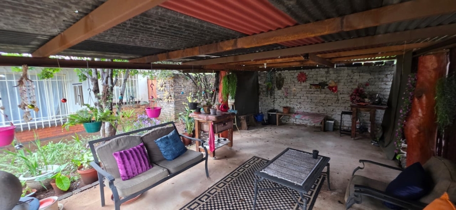 5 Bedroom Property for Sale in Stilfontein North West